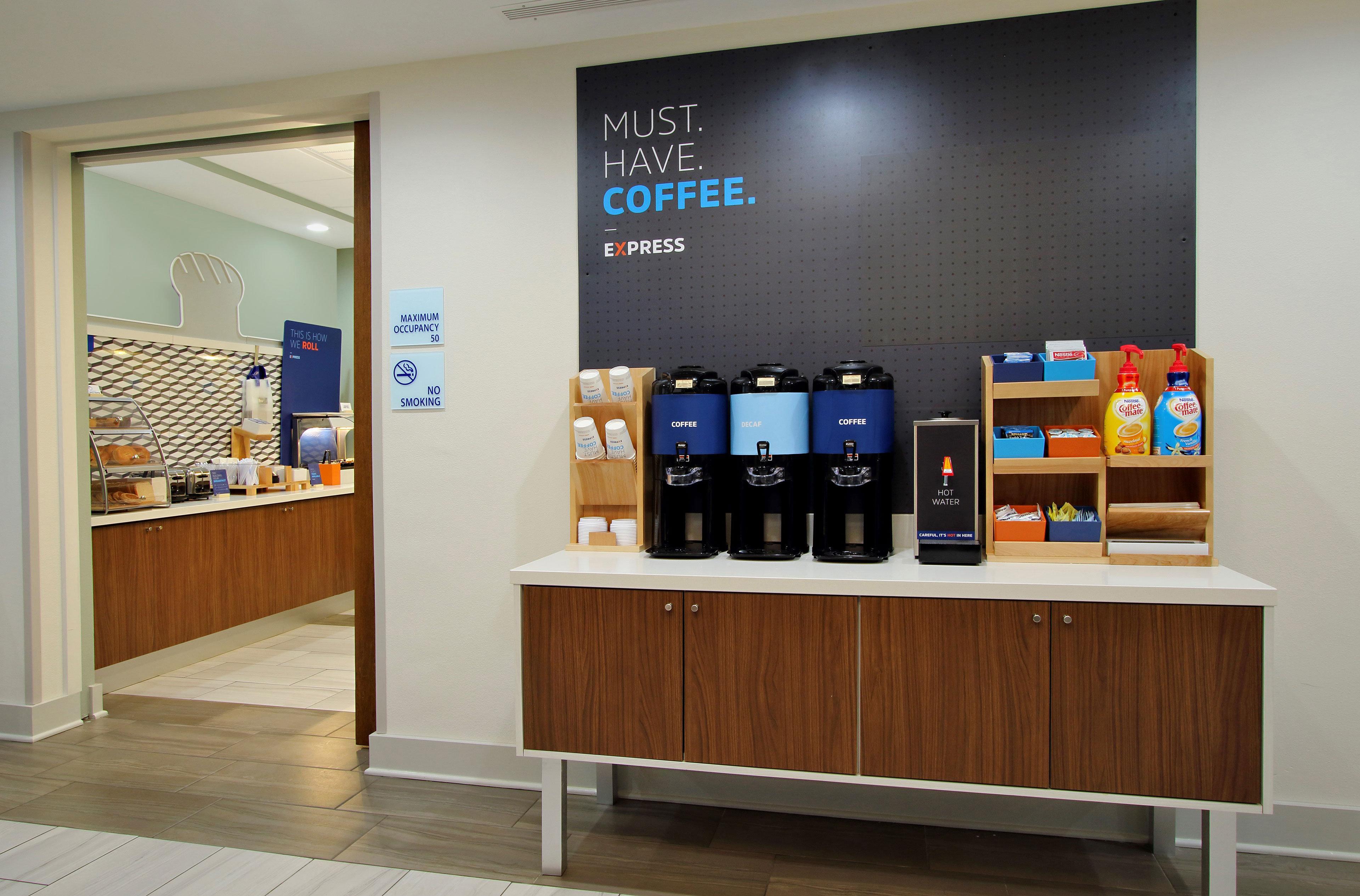 Holiday Inn Express Pembroke By Ihg Екстер'єр фото