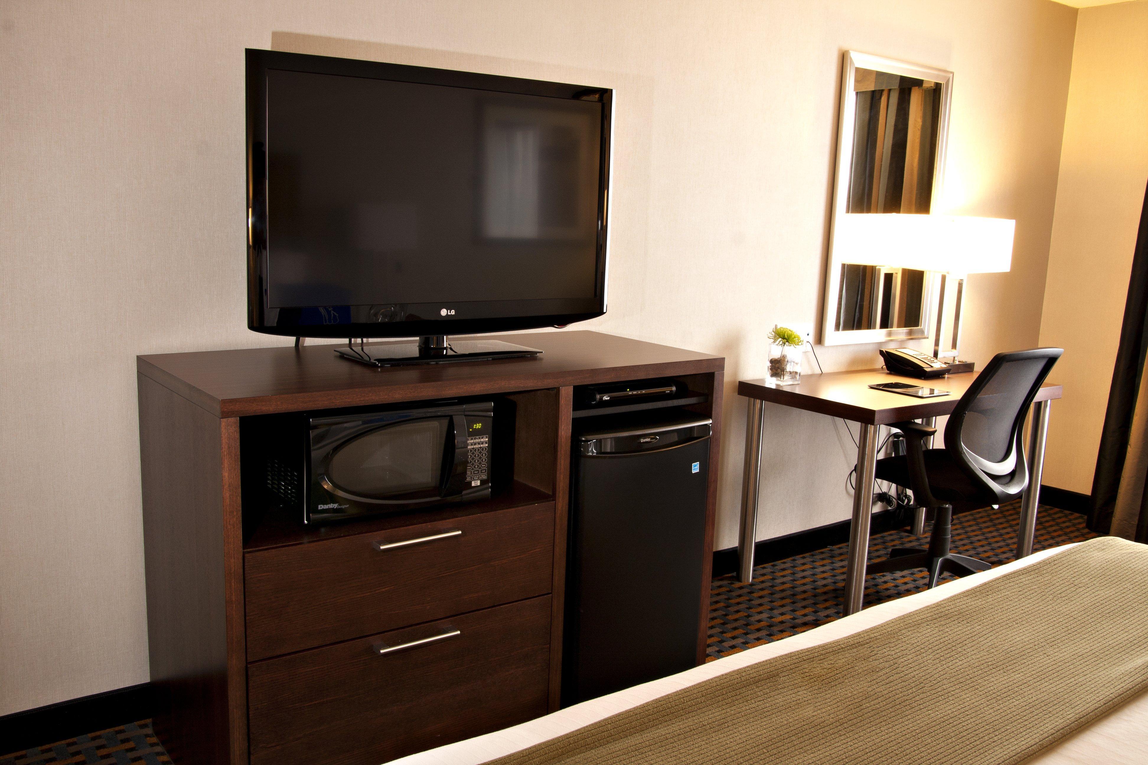 Holiday Inn Express Pembroke By Ihg Екстер'єр фото
