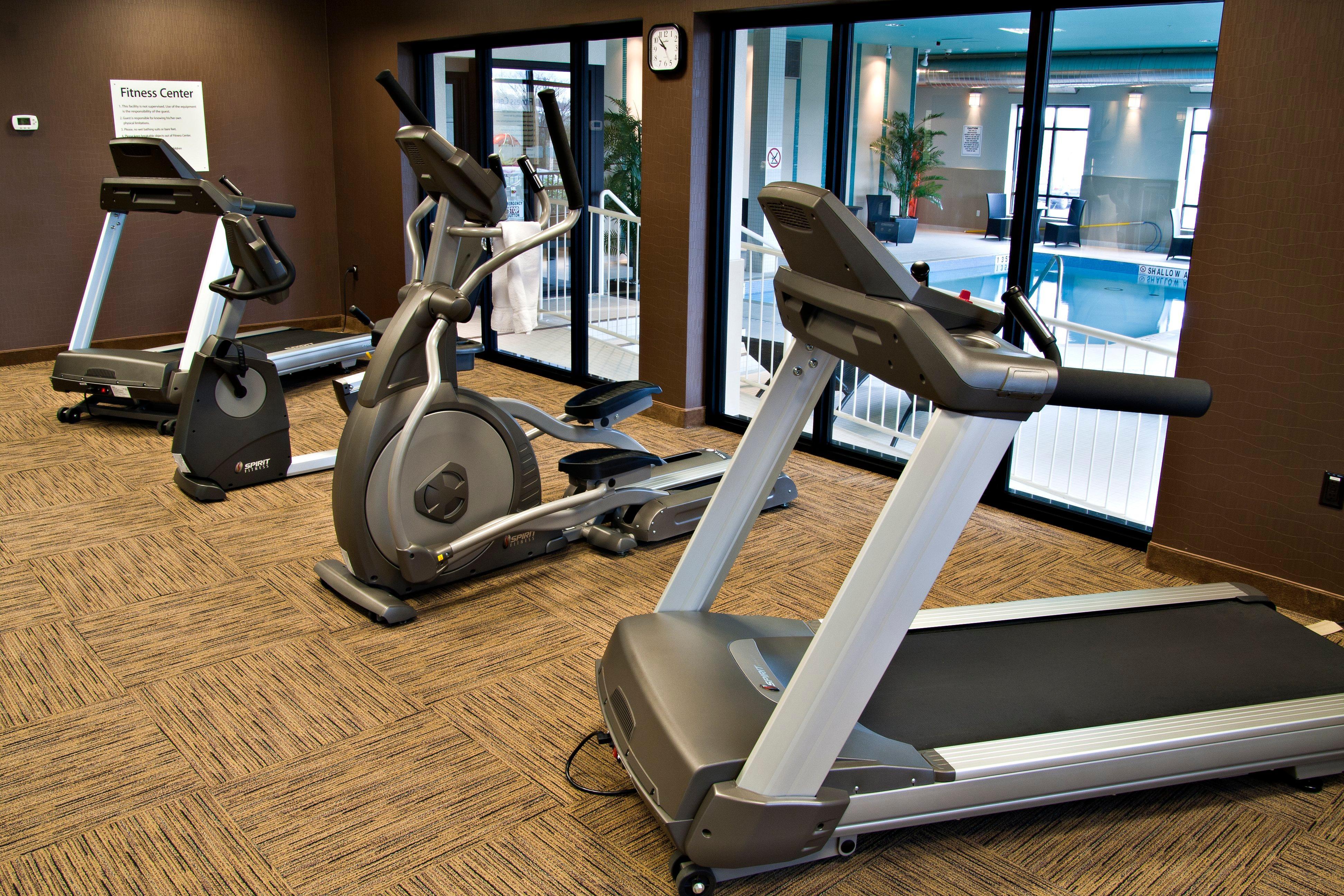 Holiday Inn Express Pembroke By Ihg Екстер'єр фото