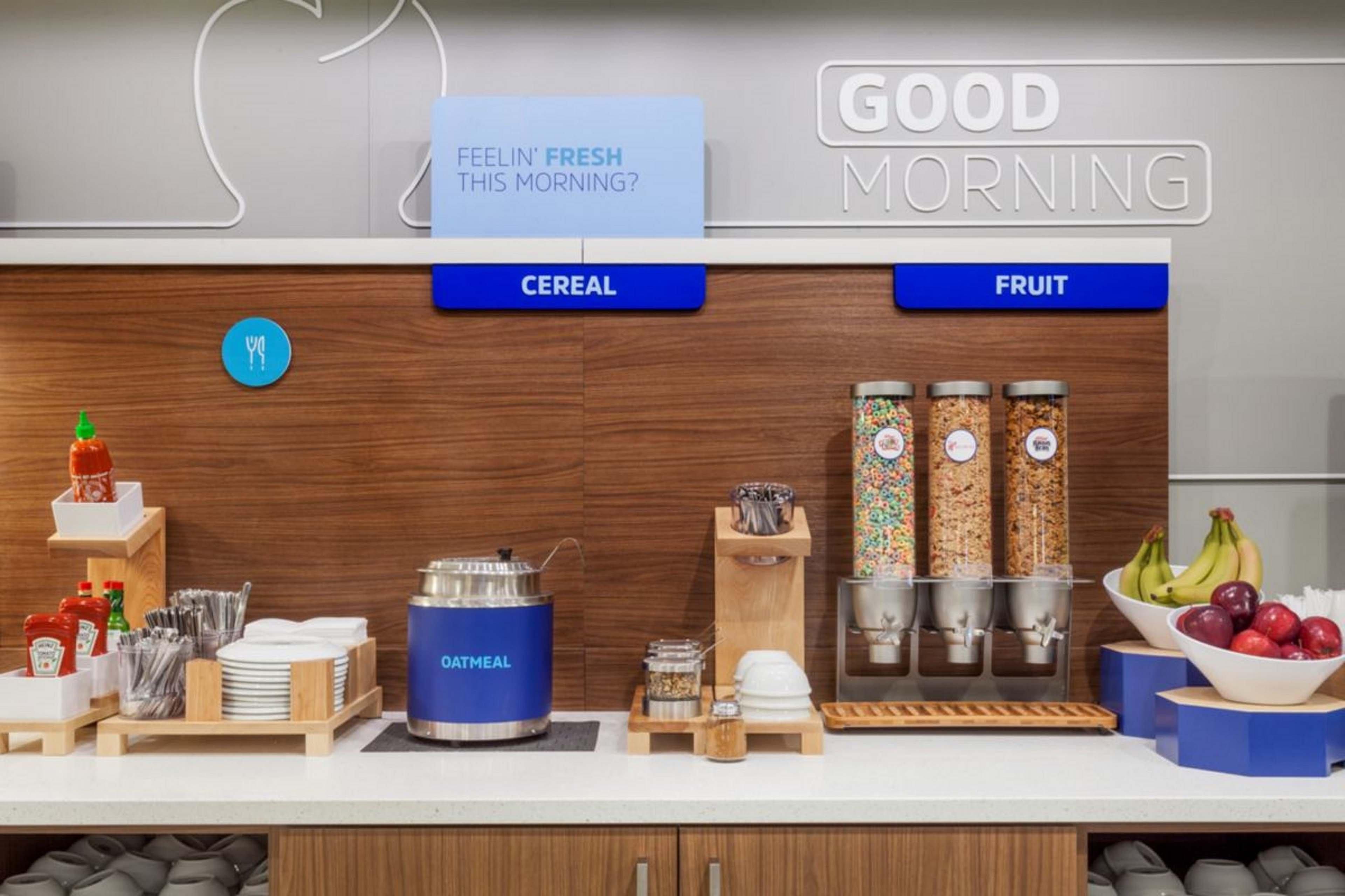 Holiday Inn Express Pembroke By Ihg Екстер'єр фото